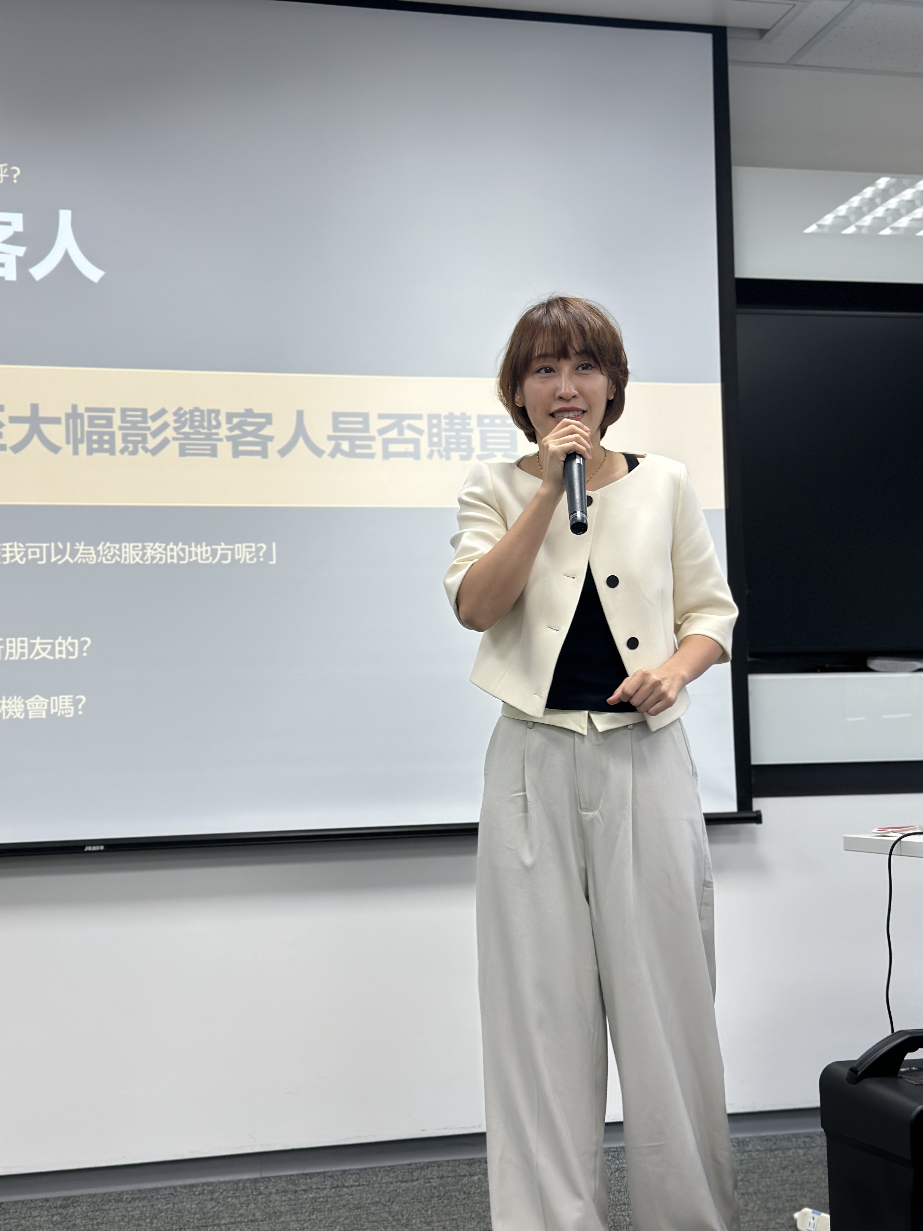 陳少婷於 Volkswagen Taiwan 進行高價值銷售培訓